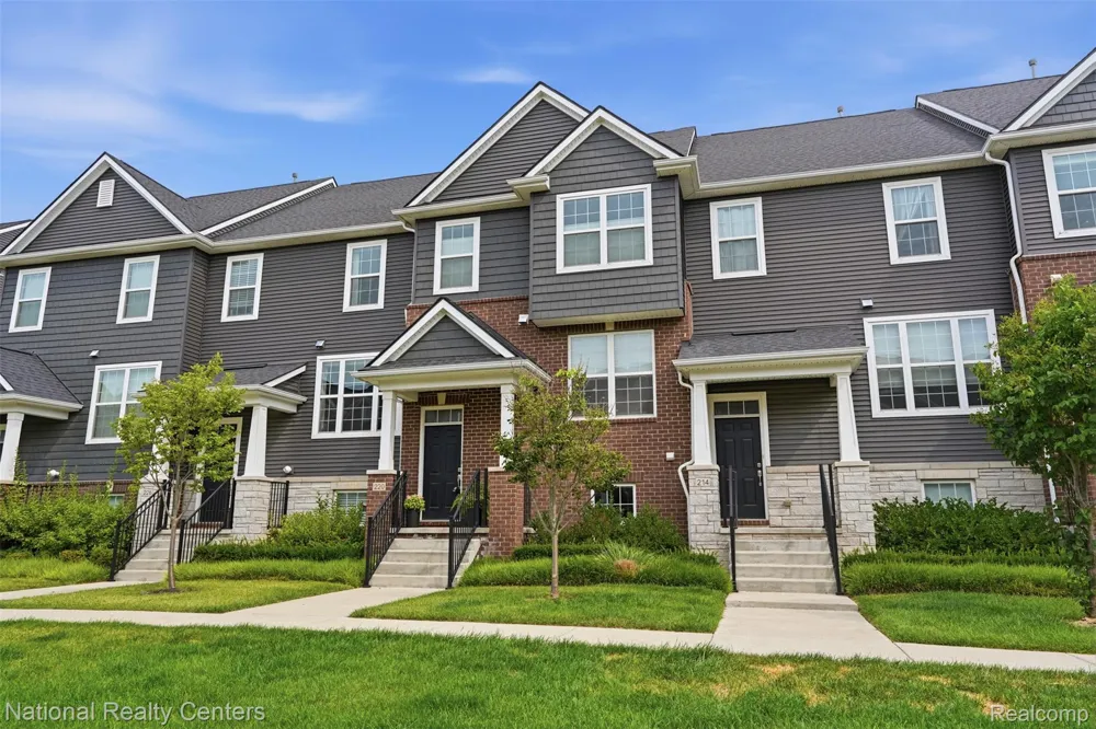220 Sydney Court Plymouth City, MI 48170