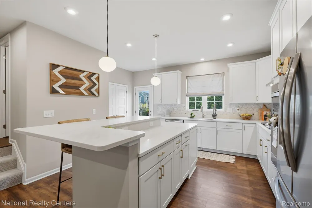 220 Sydney Court Plymouth City, MI 48170