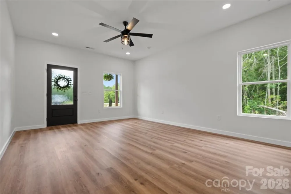 1139 Peach Orchard Road Jefferson, SC 29718