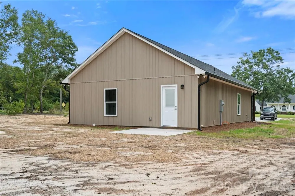 1139 Peach Orchard Road Jefferson, SC 29718