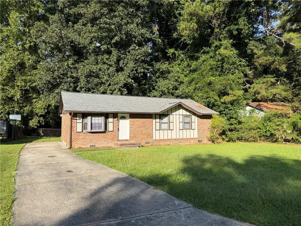 1345 Labelle Street Jonesboro, GA 30238