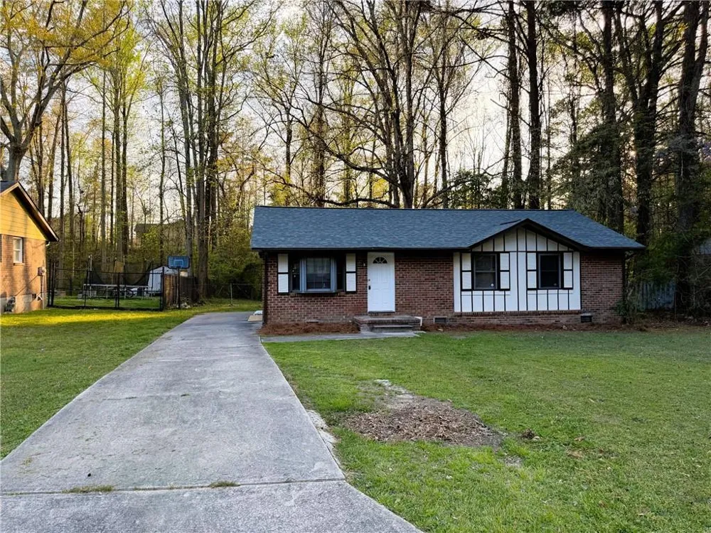 1345 Labelle Street Jonesboro, GA 30238