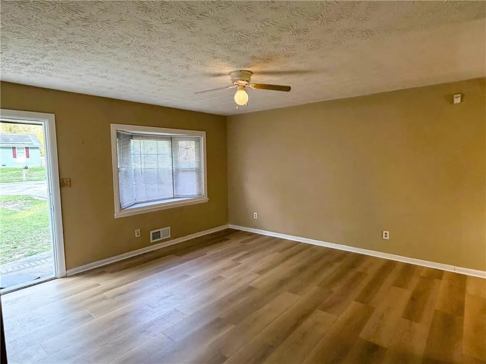 1345 Labelle Street Jonesboro, GA 30238