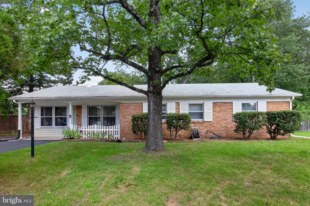 306 TOMPKINS LANE Waldorf, MD 20602