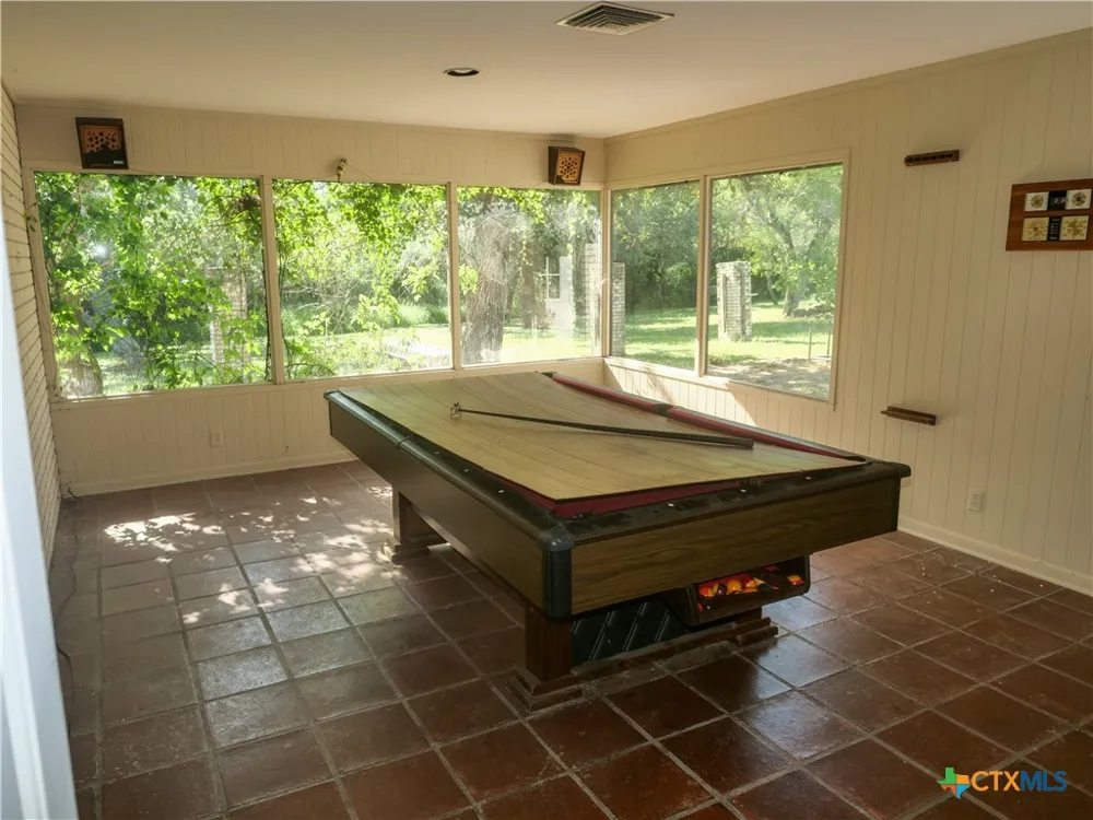 292 Fm 136 Woodsboro, TX 78393