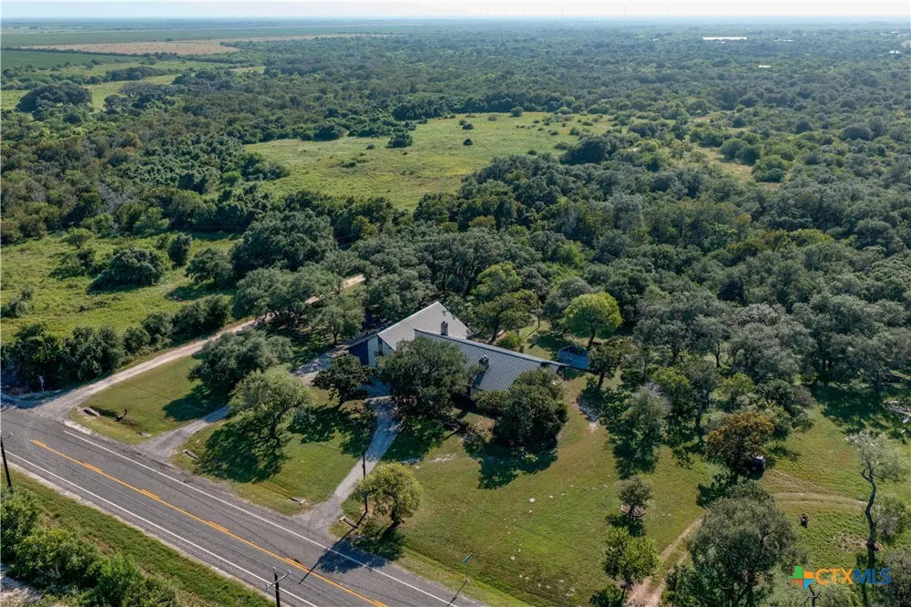 292 Fm 136 Woodsboro, TX 78393