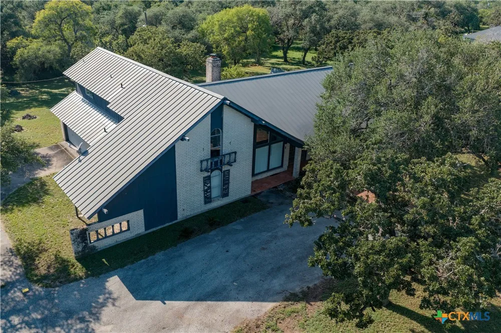 292 Fm 136 Woodsboro, TX 78393