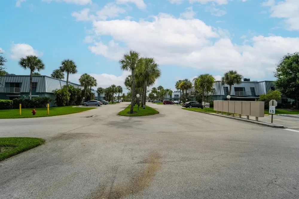 950 S KANNER HWY TH-133 Highway #133 Stuart, FL 34994