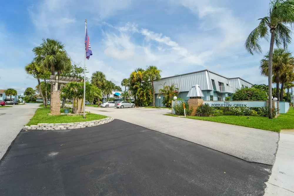950 S KANNER HWY TH-133 Highway #133 Stuart, FL 34994