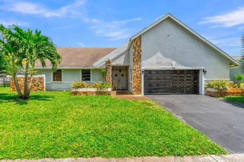 7461 NW 35th Street