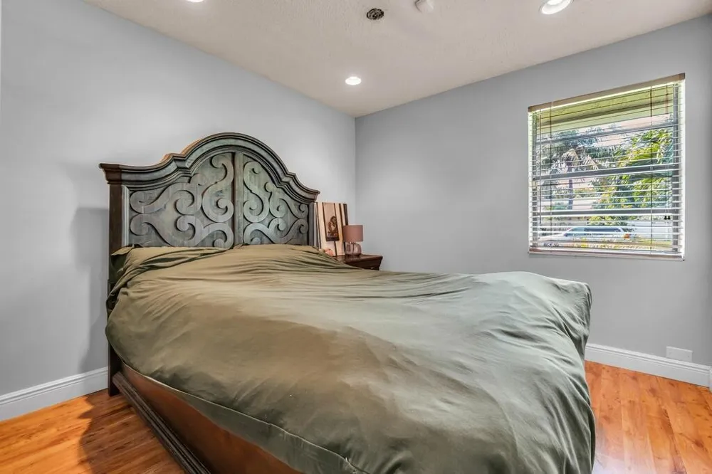 7461 NW 35th Street Lauderhill, FL 33319