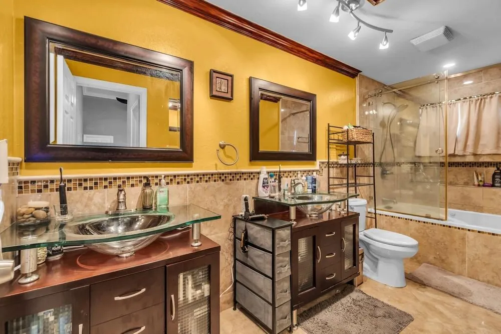 7461 NW 35th Street Lauderhill, FL 33319