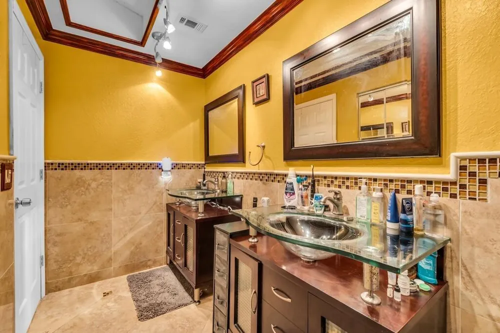 7461 NW 35th Street Lauderhill, FL 33319