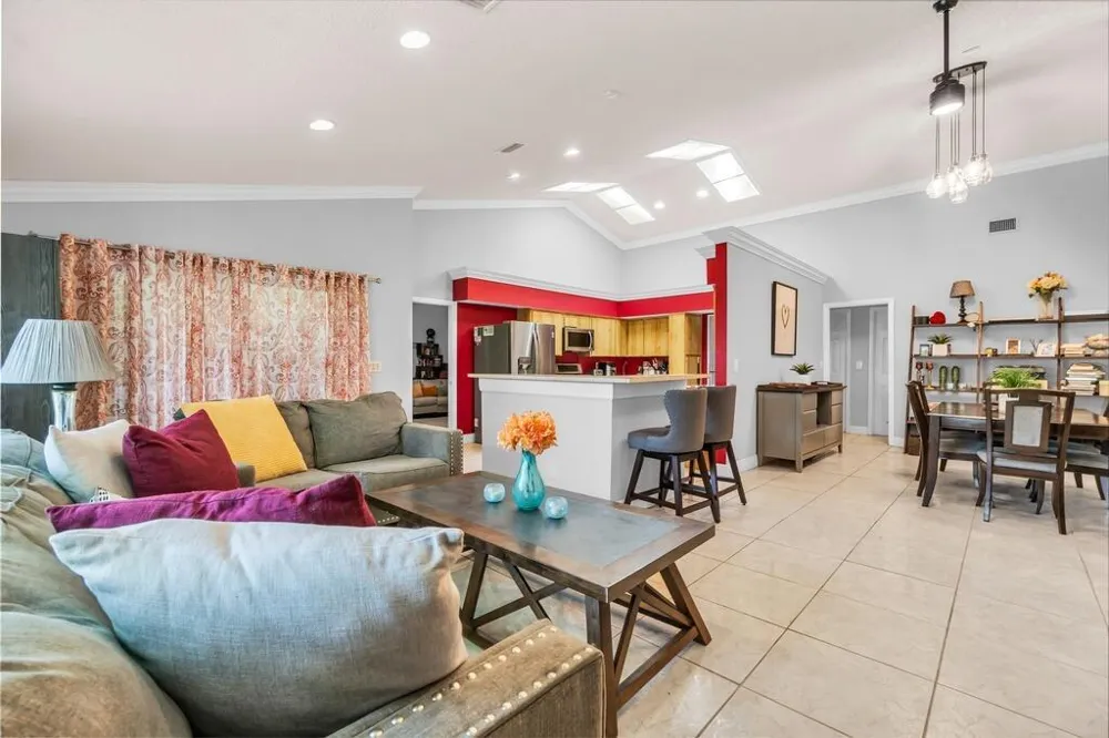 7461 NW 35th Street Lauderhill, FL 33319