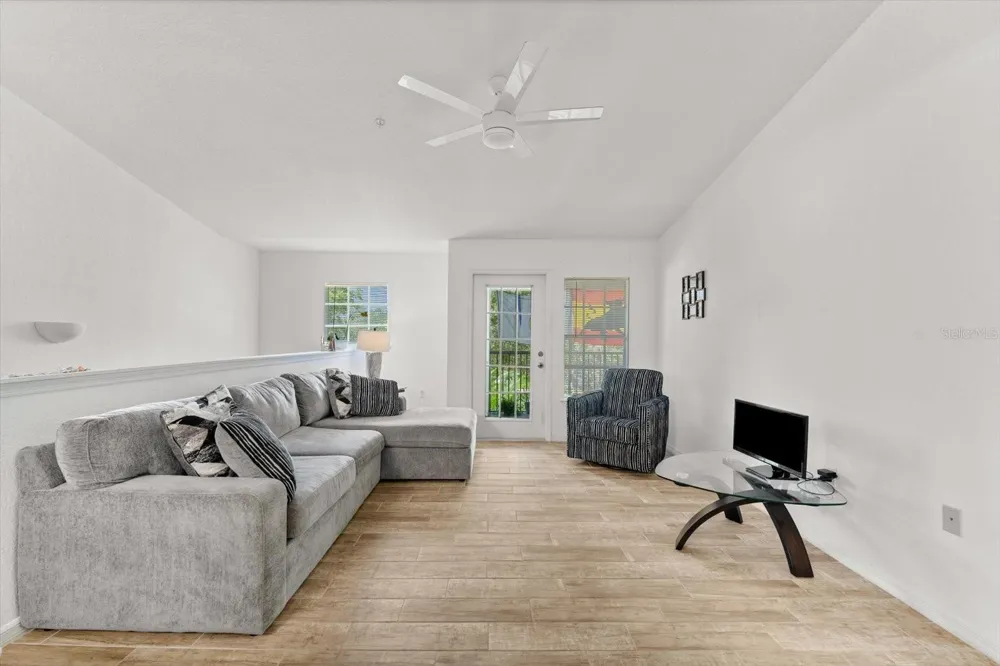 8933 MANOR LOOP #204 Lakewood Ranch, FL 34202