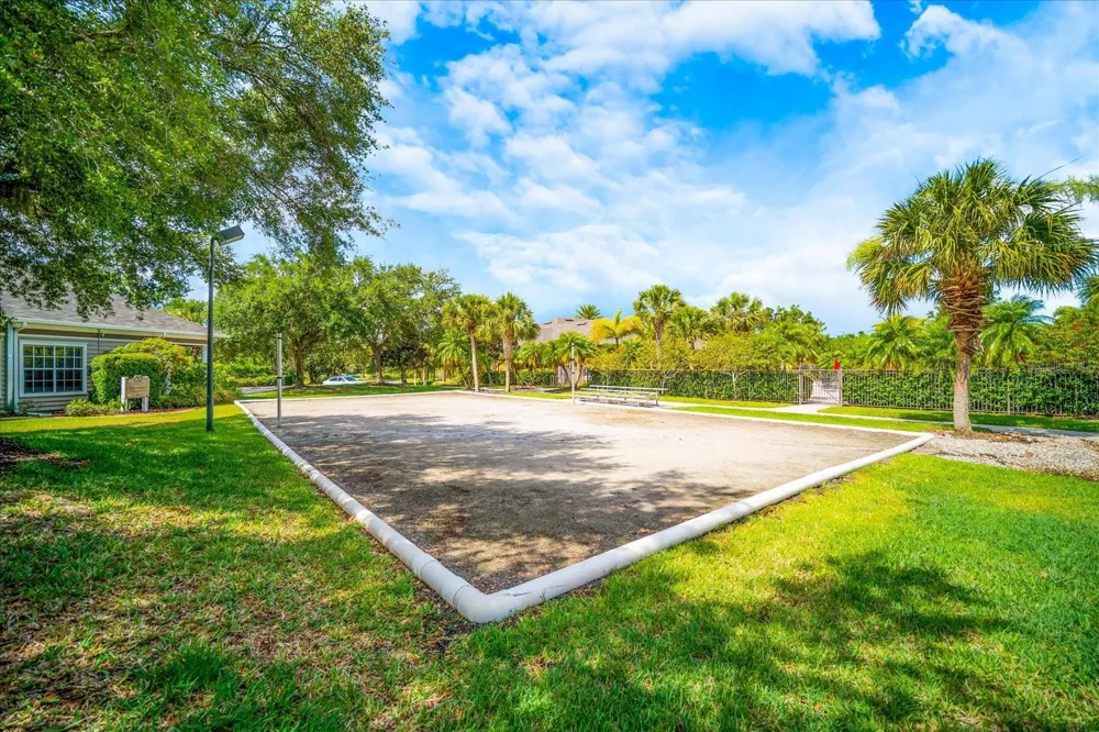 8933 MANOR LOOP #204 Lakewood Ranch, FL 34202