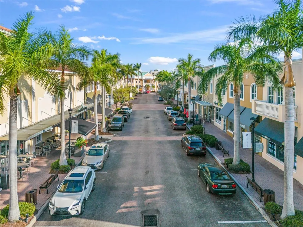 8933 MANOR LOOP #204 Lakewood Ranch, FL 34202