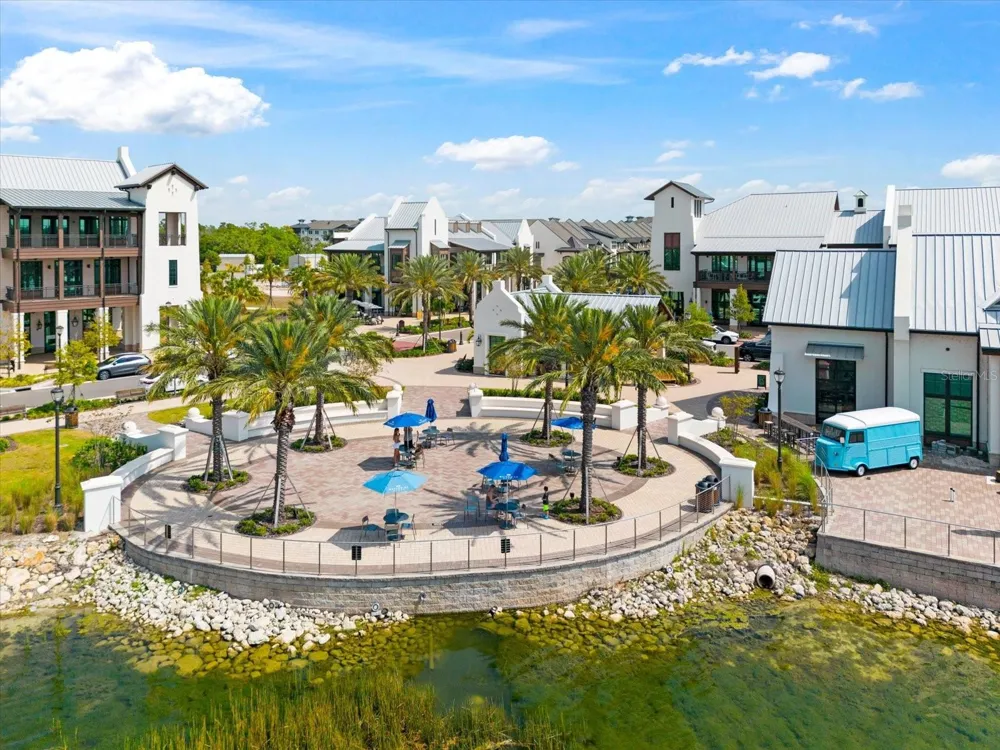 8933 MANOR LOOP #204 Lakewood Ranch, FL 34202
