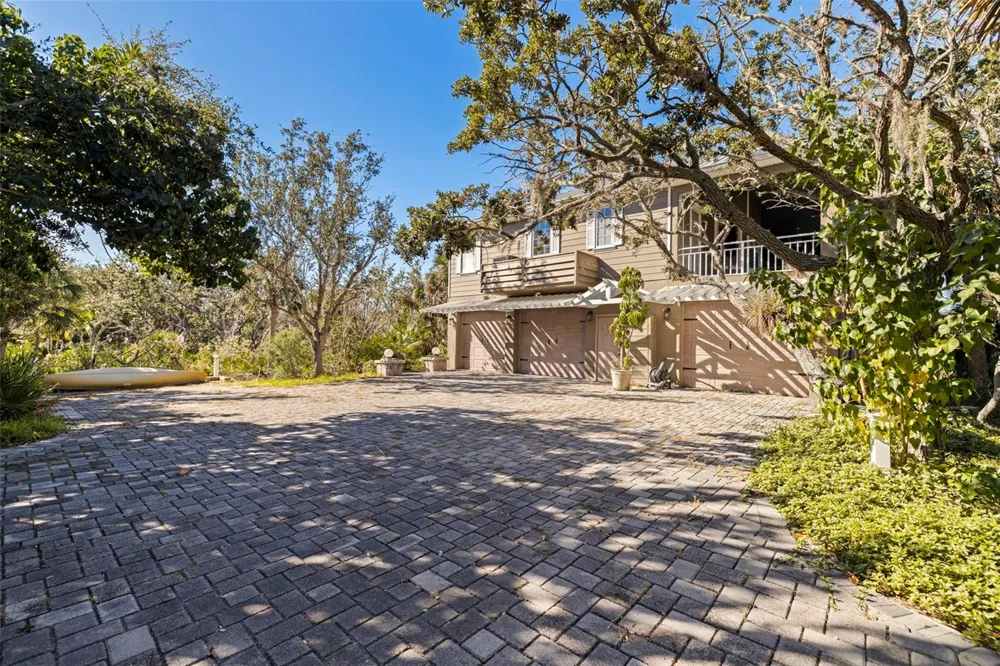 2000 BAYVIEW DRIVE Tierra Verde, FL 33715