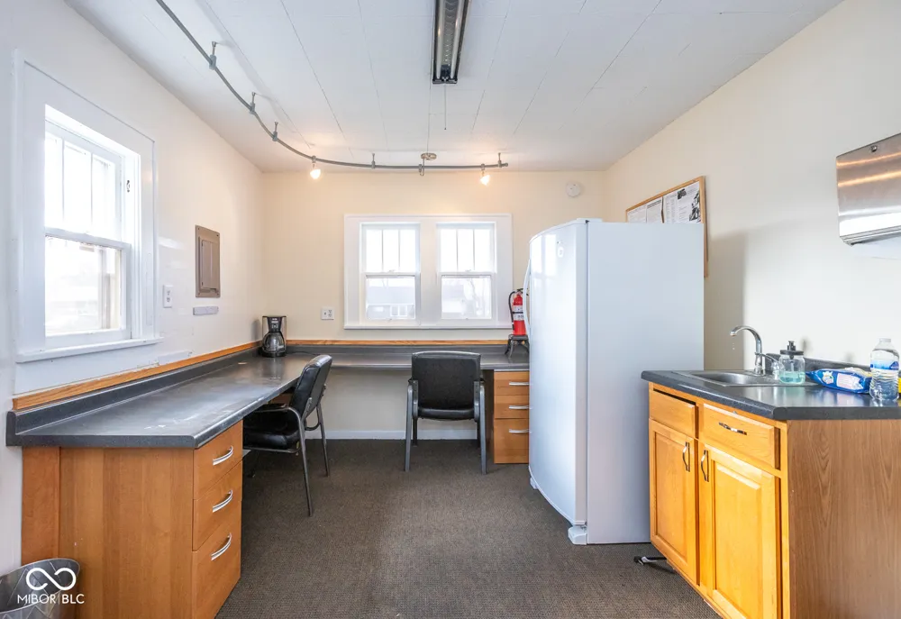 417 W 38th Street Anderson, IN 46013