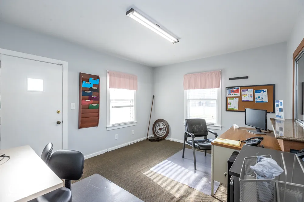 417 W 38th Street Anderson, IN 46013