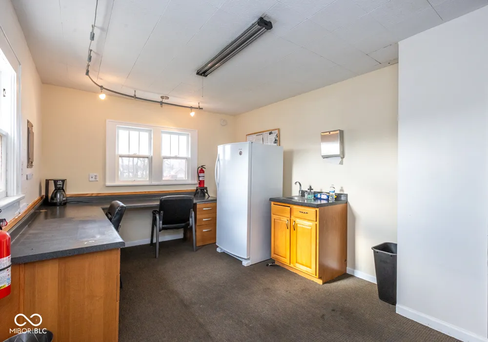 417 W 38th Street Anderson, IN 46013