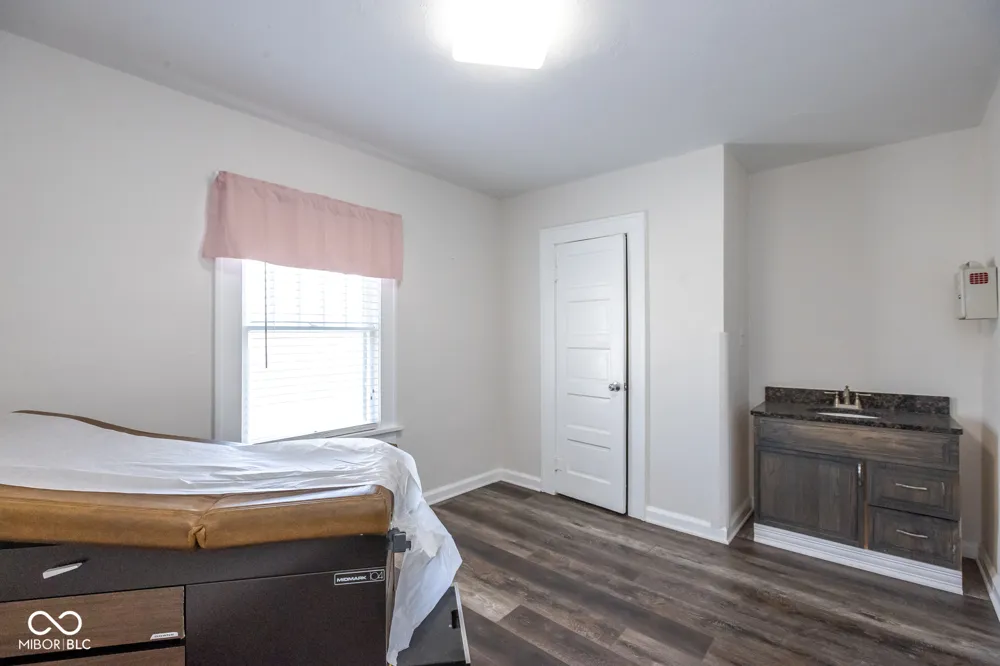 417 W 38th Street Anderson, IN 46013