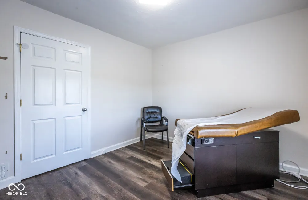417 W 38th Street Anderson, IN 46013
