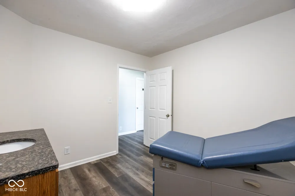 417 W 38th Street Anderson, IN 46013