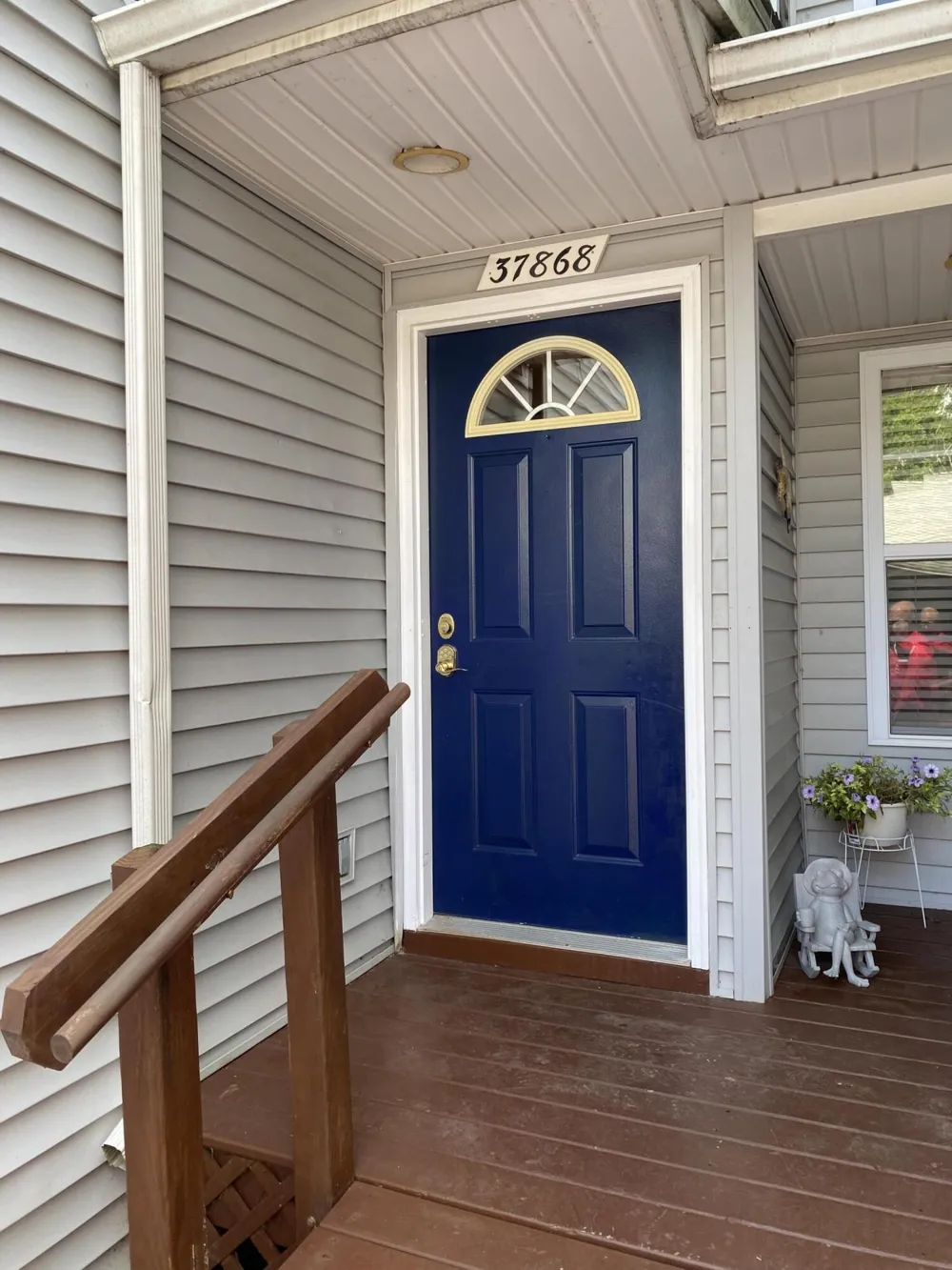 37868 Jefferson Avenue Harrison Township, MI 48045