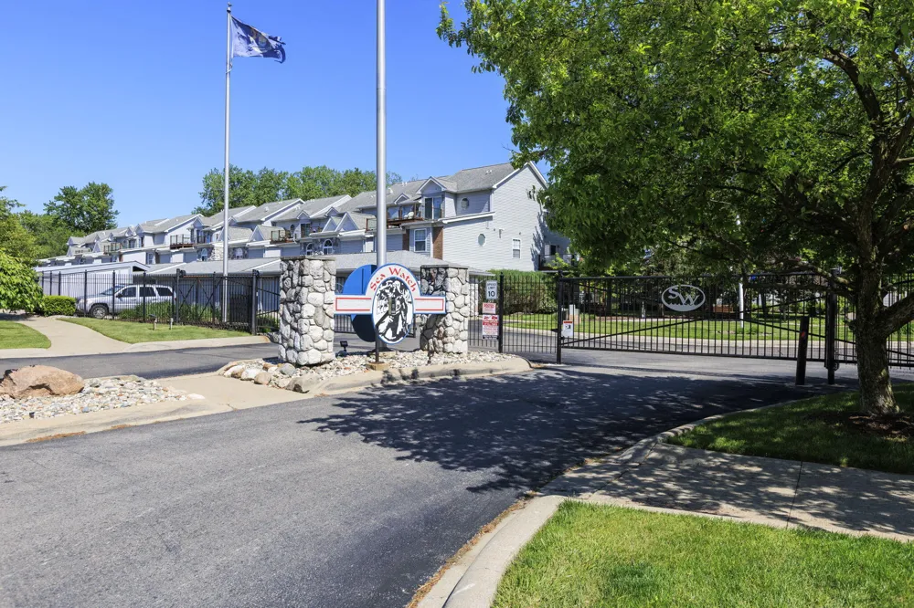 37868 Jefferson Avenue Harrison Township, MI 48045