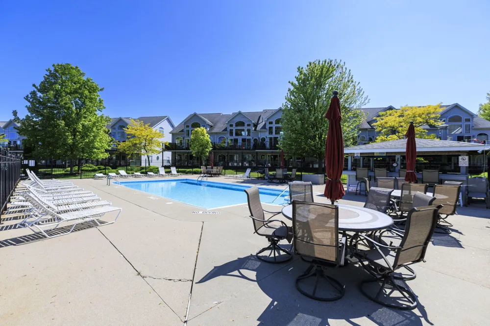 37868 Jefferson Avenue Harrison Township, MI 48045