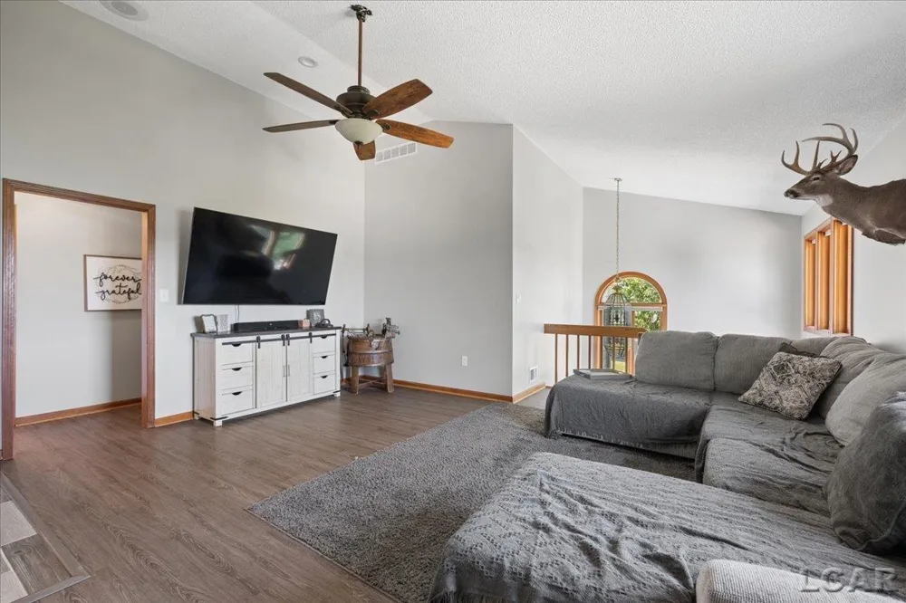 567 Pentecost Highway Franklin Township, MI 49265