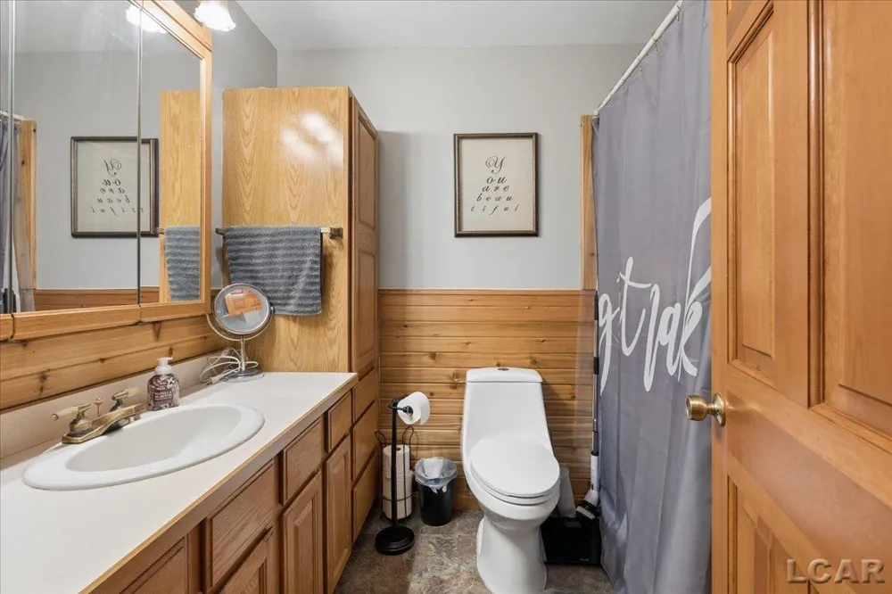 567 Pentecost Highway Franklin Township, MI 49265