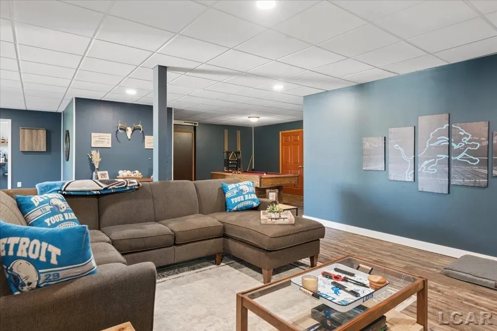 567 Pentecost Highway Franklin Township, MI 49265