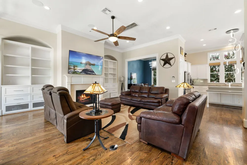 2716 Arabelle Street Houston, TX 77007