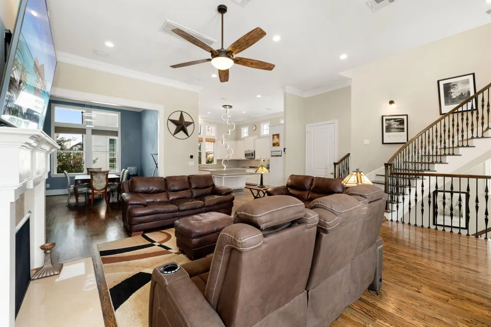 2716 Arabelle Street Houston, TX 77007