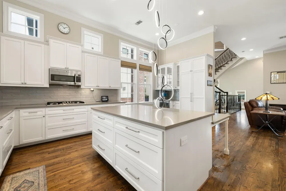 2716 Arabelle Street Houston, TX 77007