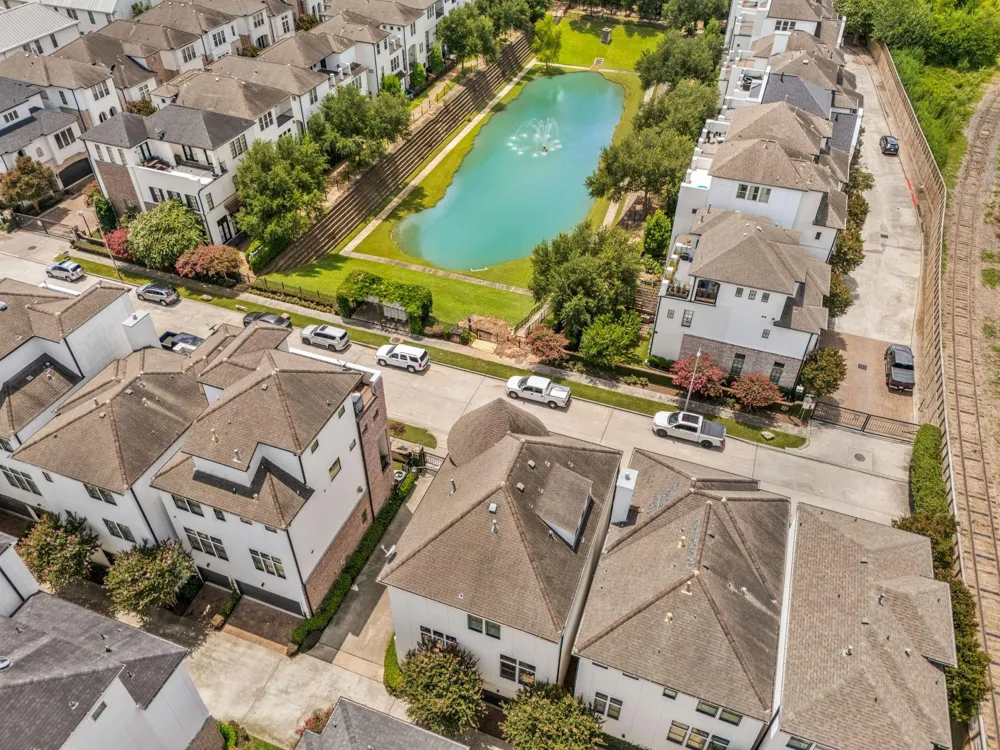 2716 Arabelle Street Houston, TX 77007