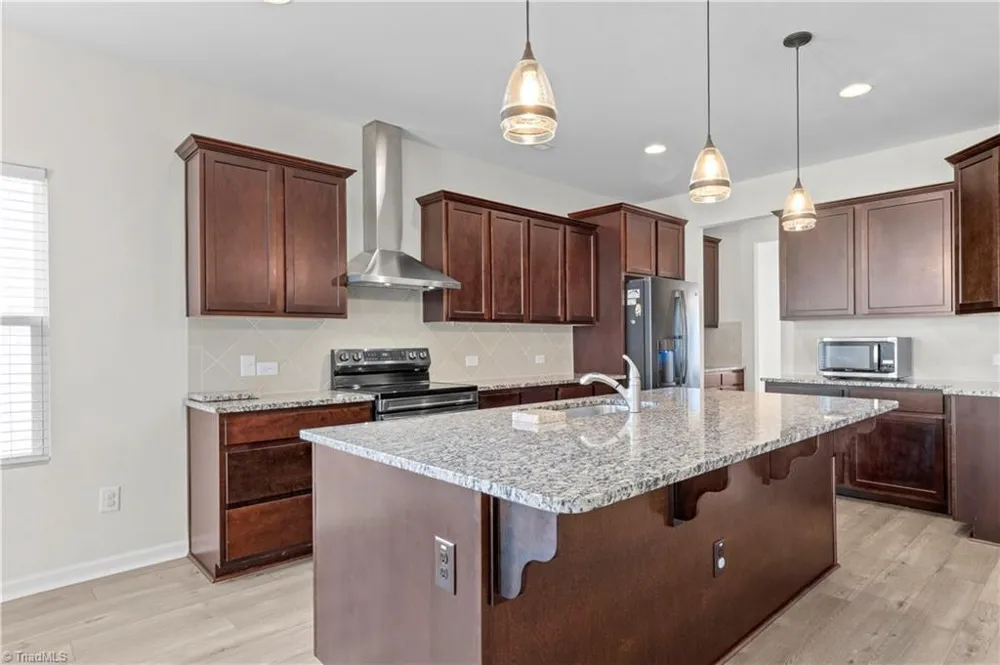 4074 Medina Court Pfafftown, NC 27040