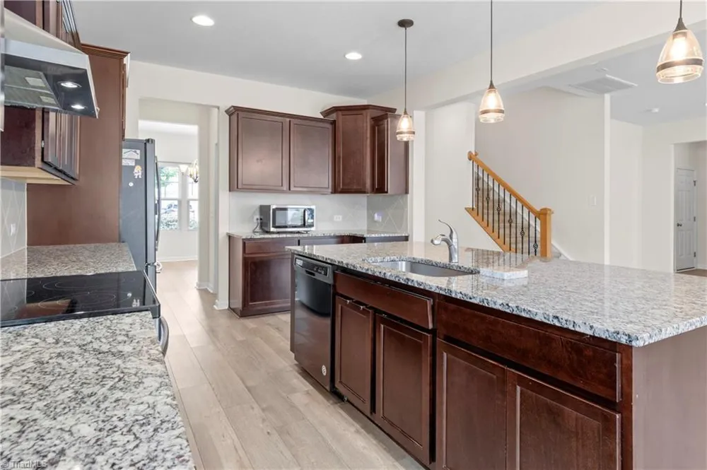 4074 Medina Court Pfafftown, NC 27040