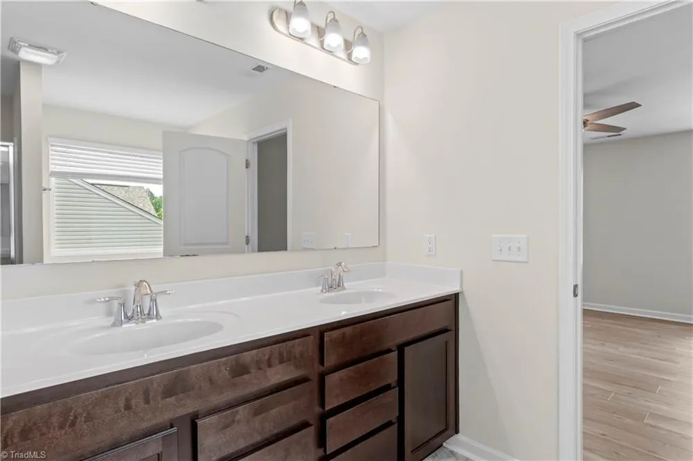 4074 Medina Court Pfafftown, NC 27040