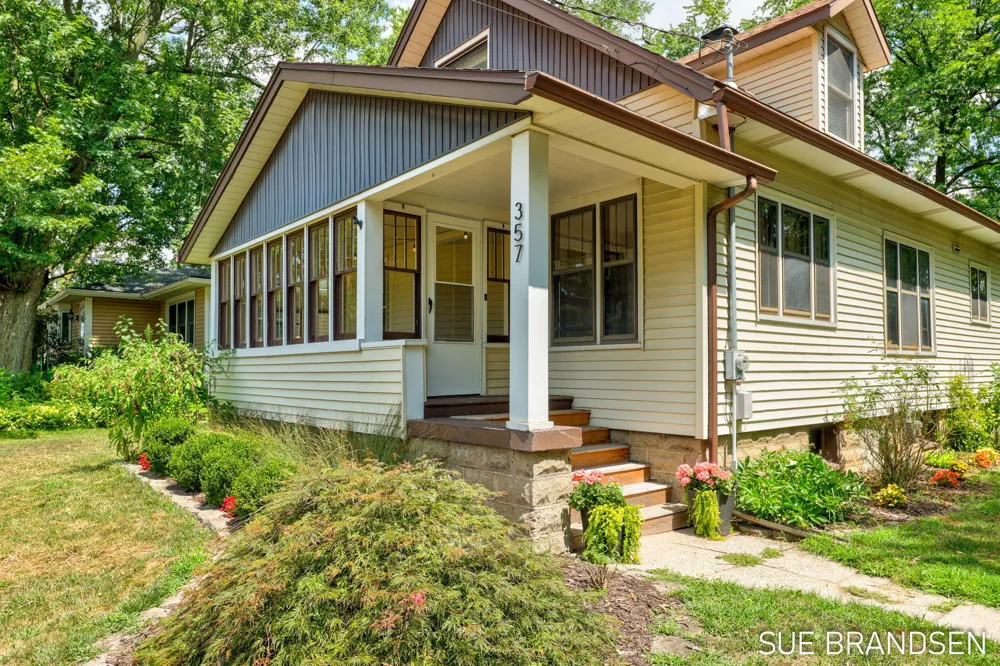 357 State Street Zeeland City, MI 49464