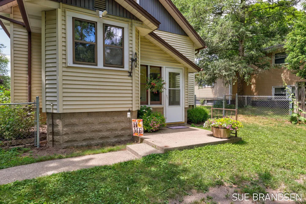 357 State Street Zeeland City, MI 49464