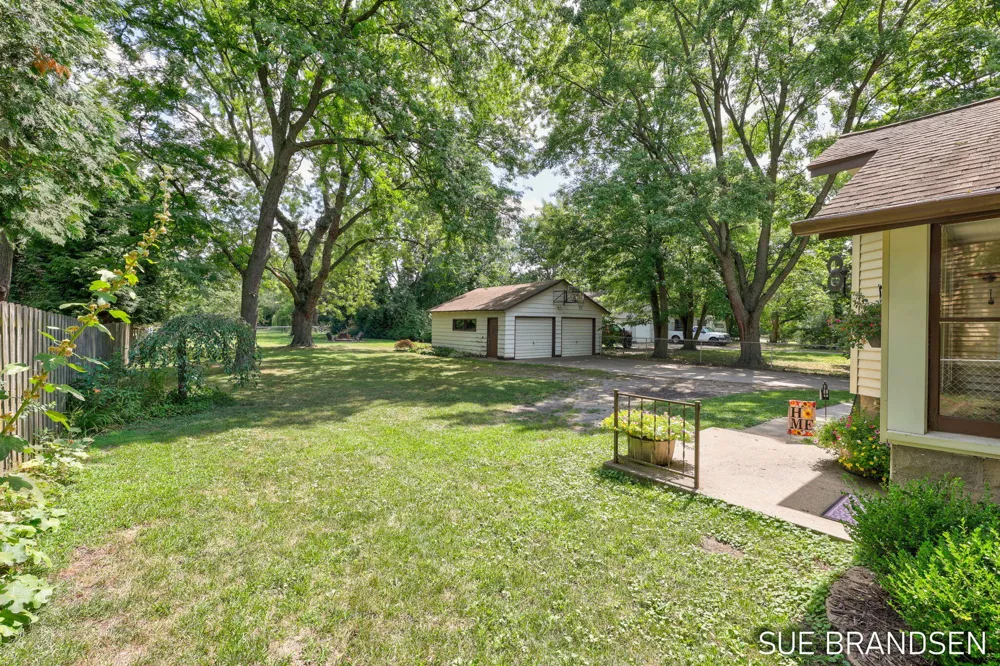 357 State Street Zeeland City, MI 49464