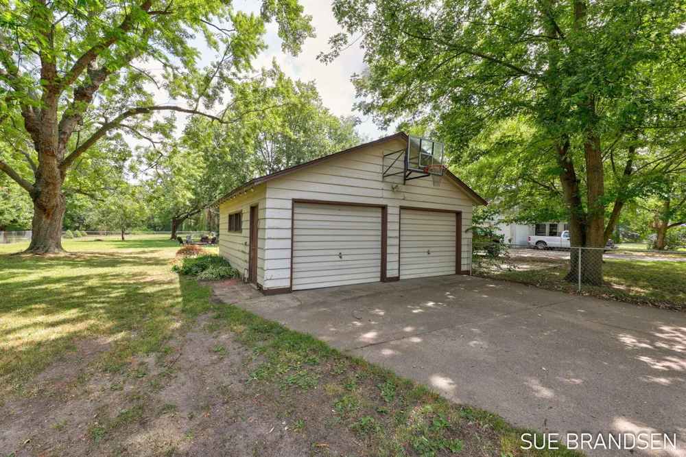 357 State Street Zeeland City, MI 49464