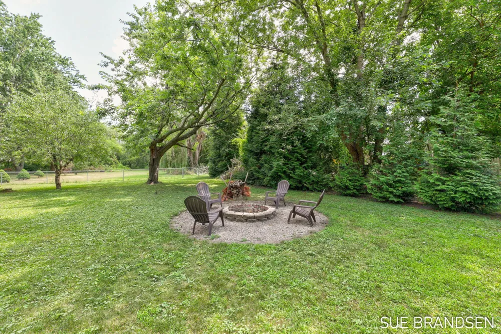 357 State Street Zeeland City, MI 49464