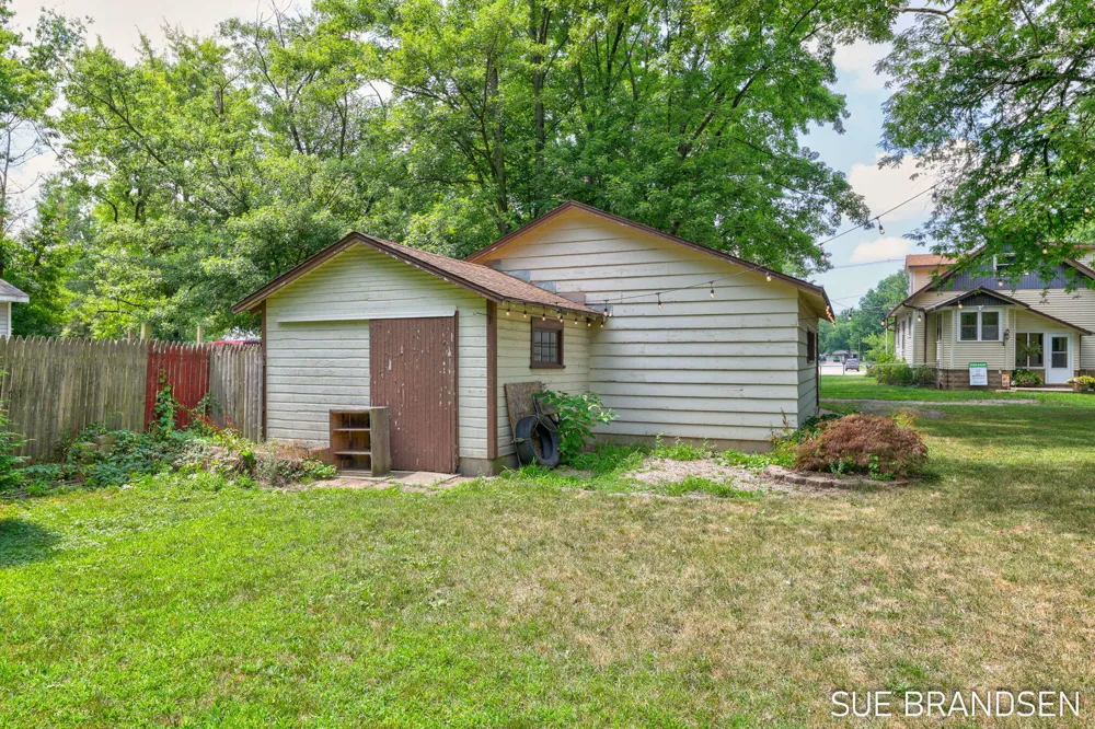 357 State Street Zeeland City, MI 49464