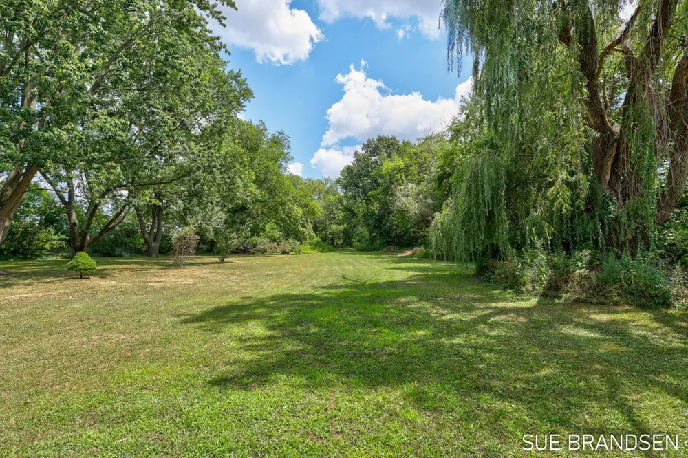 357 State Street Zeeland City, MI 49464