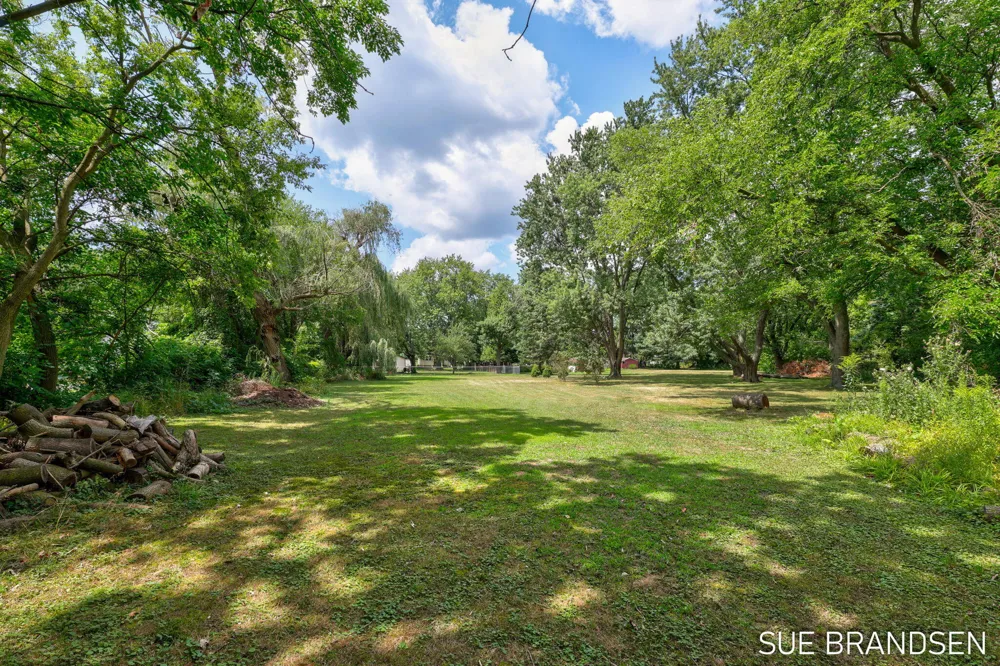 357 State Street Zeeland City, MI 49464